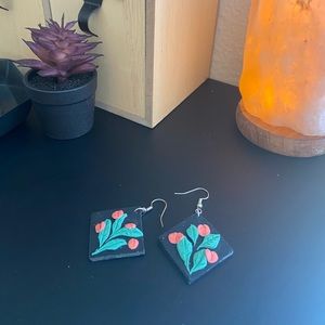 Peachy Keen Earrings
